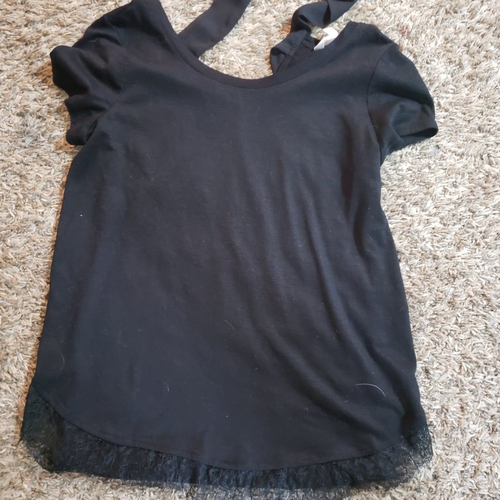 Lauren Conrad black shirt